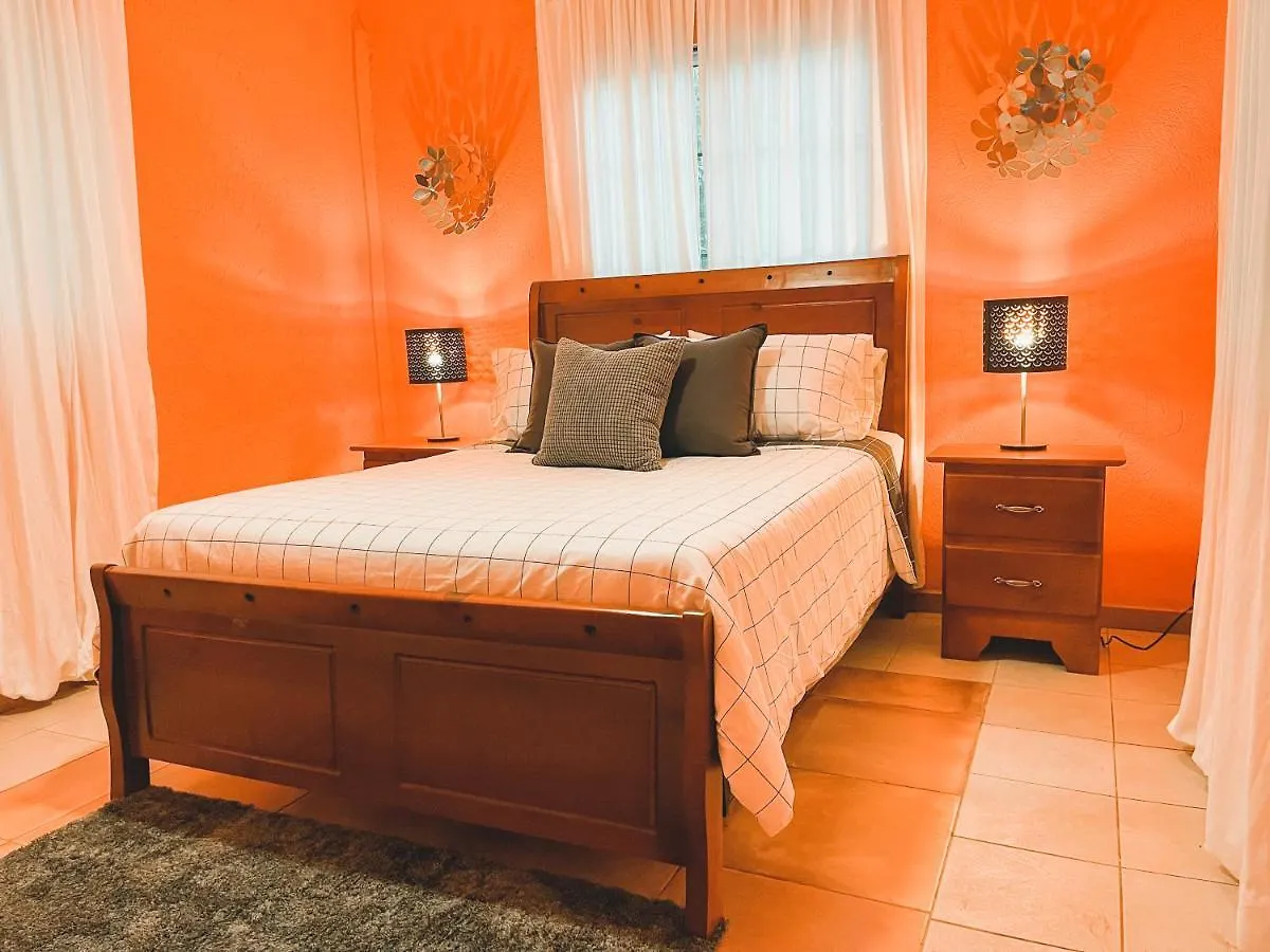 Casa Del Arroyo 2-Bedroom Cottage Fireplace And Bbq Jarabacoa Holiday home