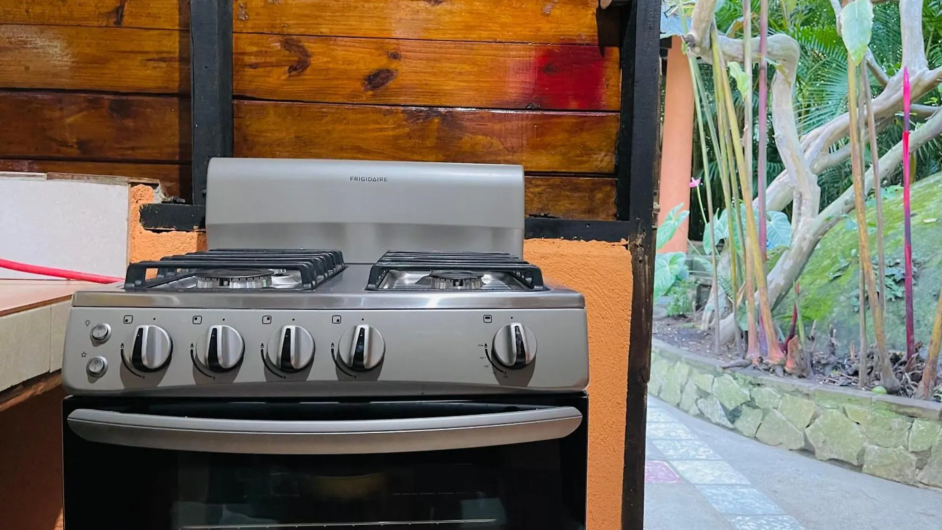 Casa Del Arroyo 2-Bedroom Cottage Fireplace And Bbq Jarabacoa
